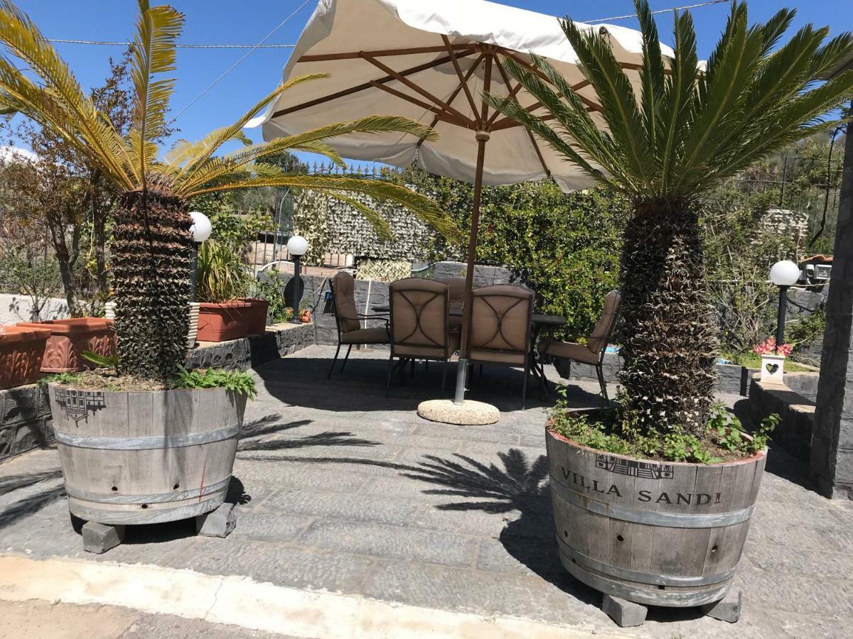 Carpe Diem B&B Ercolano Bagian luar foto
